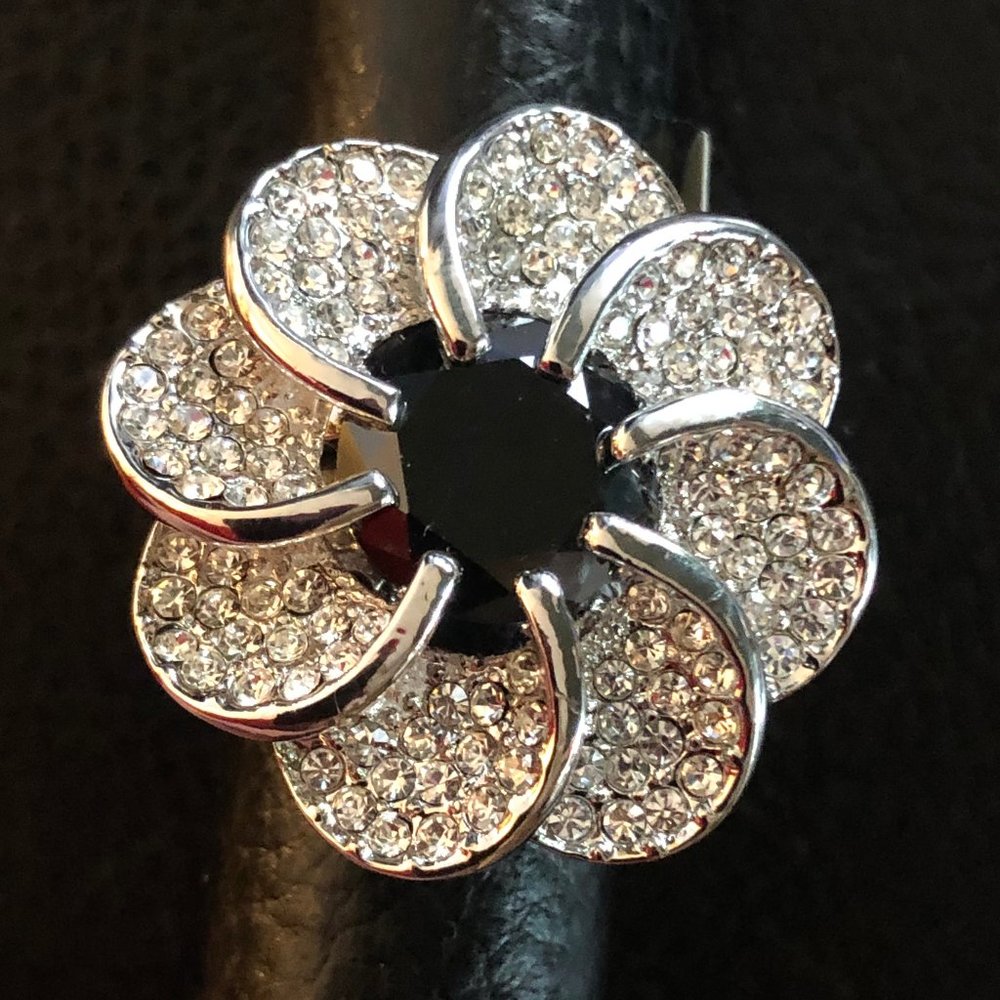 Silver Flower Ring Black Crystal Rhinestone Pave Statement sz 6s Camille Lucie